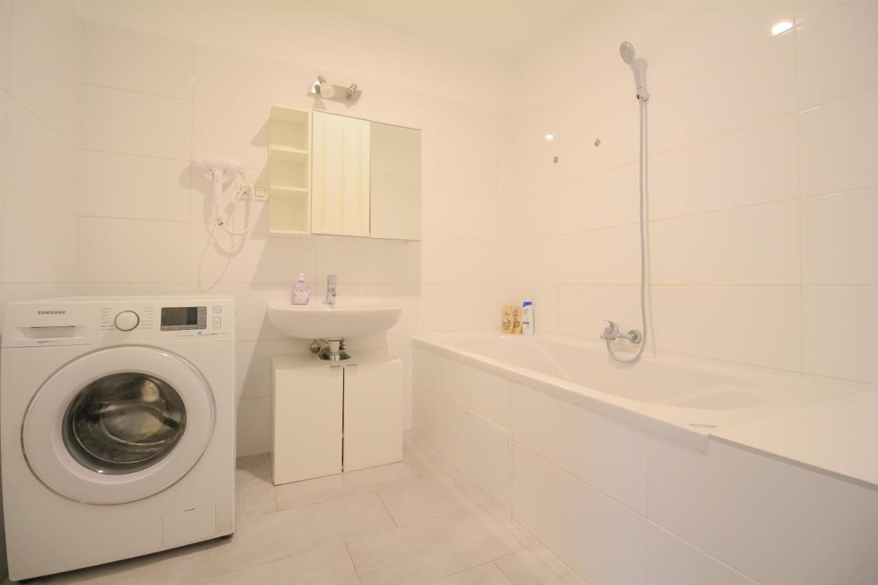 Private Triple Bedroom In Shared Apartment Dw171-4 Wenen Buitenkant foto